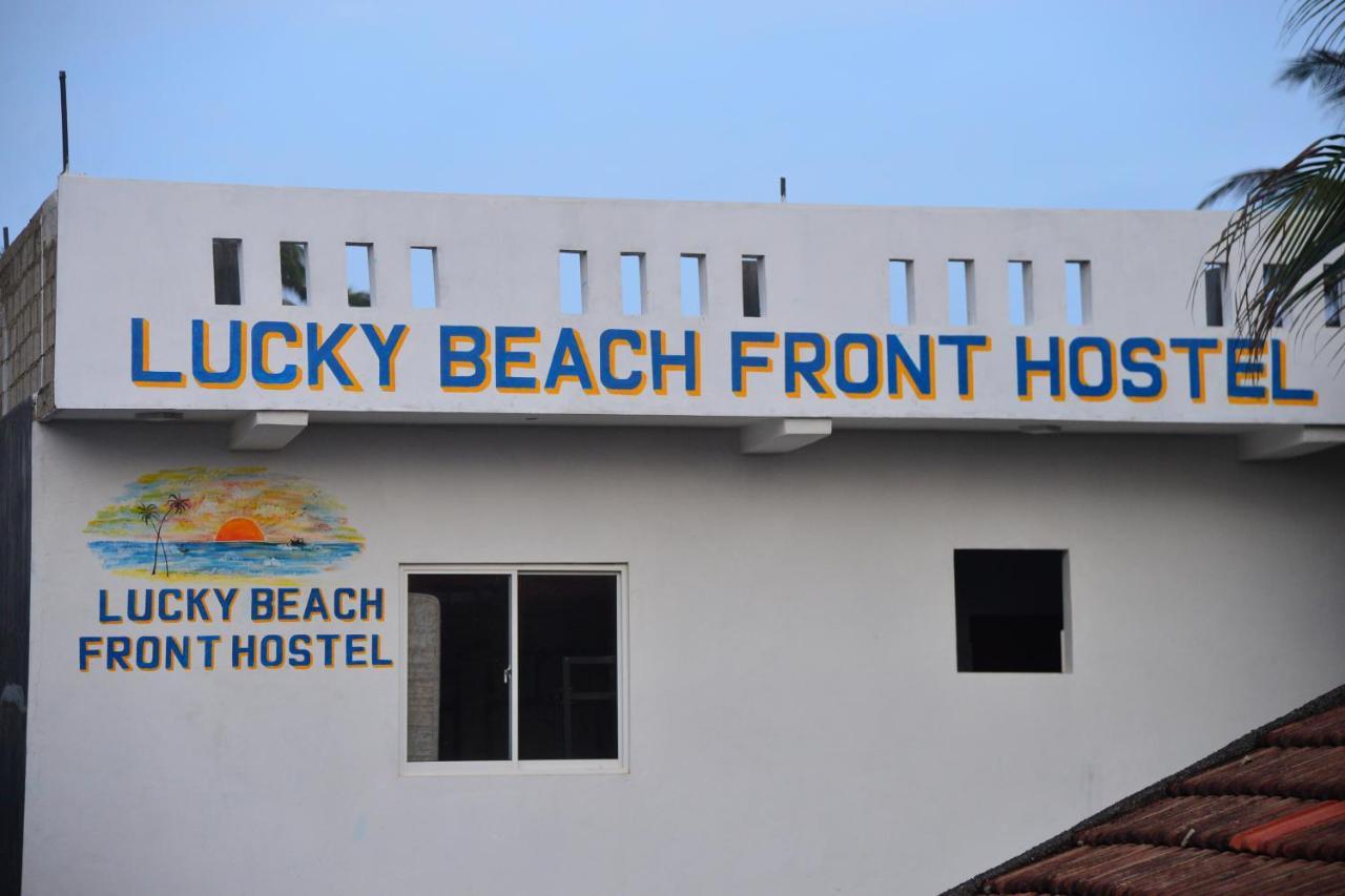 Lucky Beach Front Hostel Hikkaduwa Exterior photo